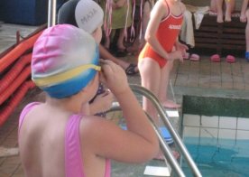 Mikołajkowe Mistrzostwa RWKS SPARTA w pływaniu.