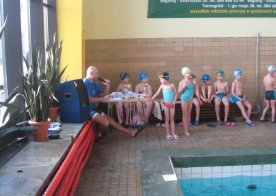 Mikołajkowe Mistrzostwa RWKS SPARTA w pływaniu.