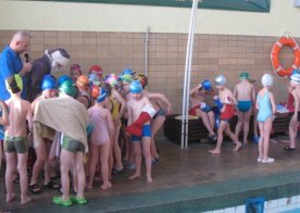 Mikołajkowe Mistrzostwa RWKS SPARTA w pływaniu.