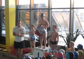 Mikołajkowe Mistrzostwa RWKS SPARTA w pływaniu.