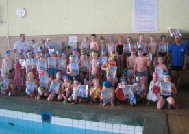 Mikołajkowe Mistrzostwa RWKS SPARTA w pływaniu.